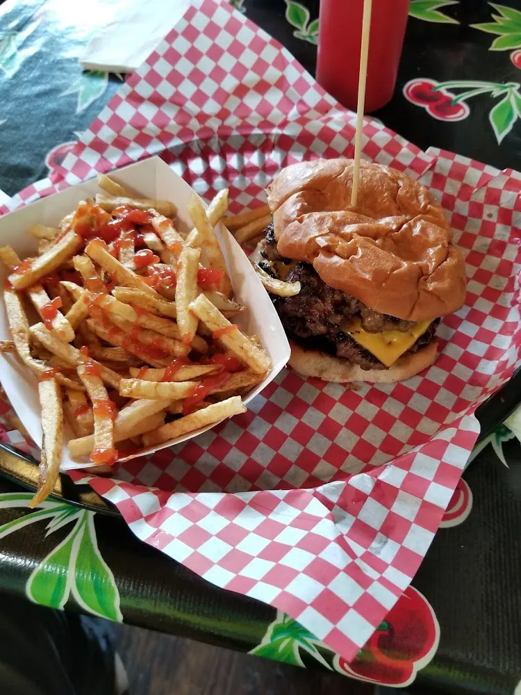 Talmo Burger with Cheese and Fries